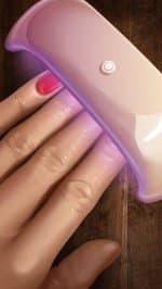 Модницы: Школа маникюра